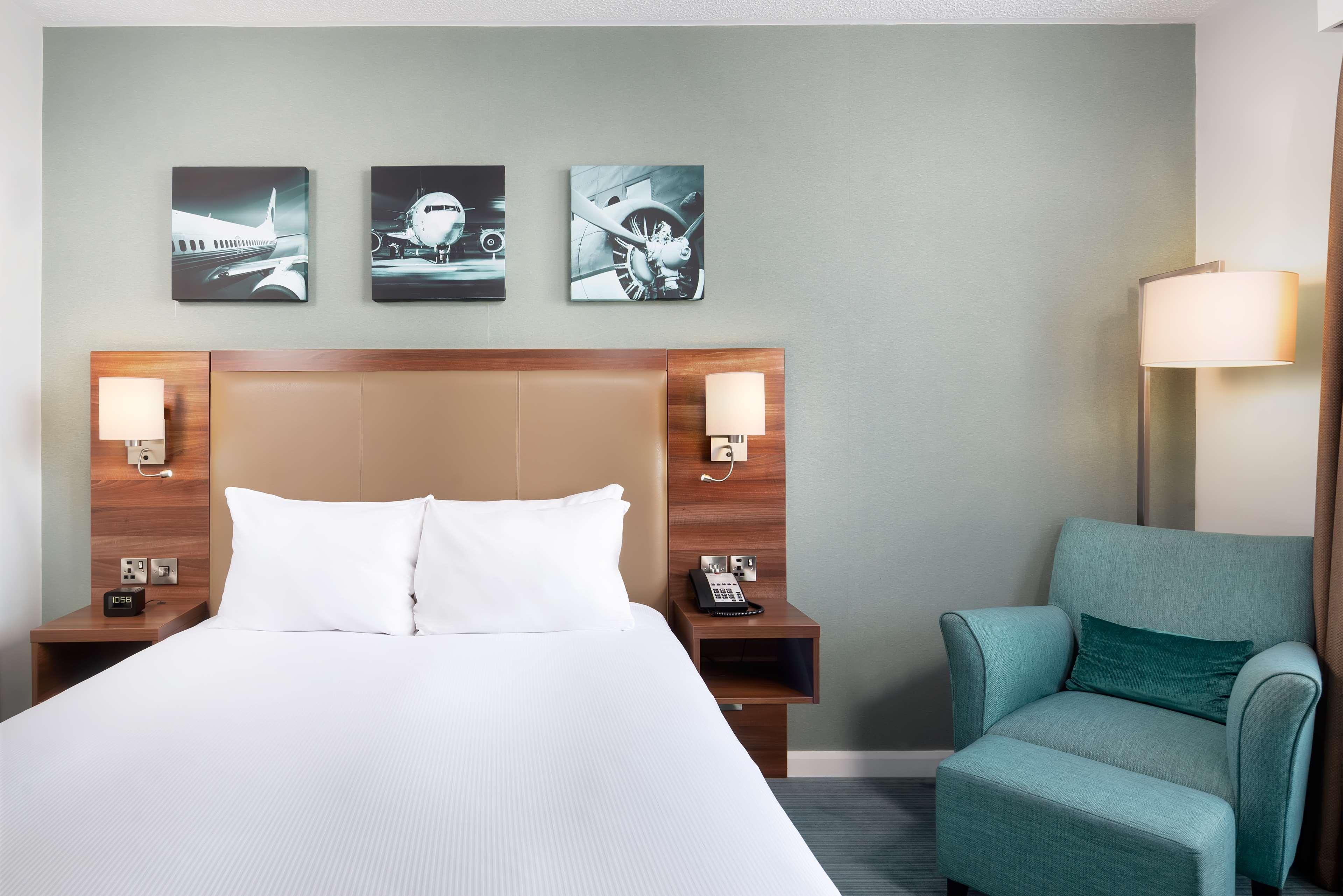 Hilton Garden London Heathrow Airport Hotel 4*
